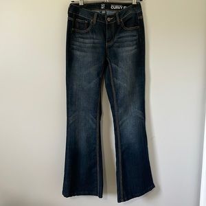NY&C Curvy Flare jeans